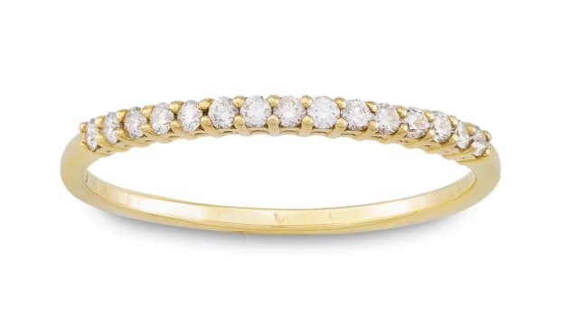 Diamond half-eternity and 18ct yellow gold ring