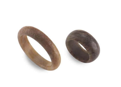 A Chinese jade bangle, 20th century