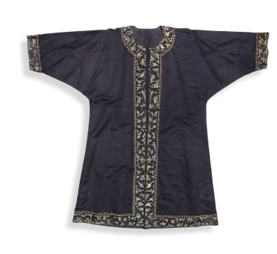 A Chinese embroidered silk robe, Qing Dynasty, late 19th century