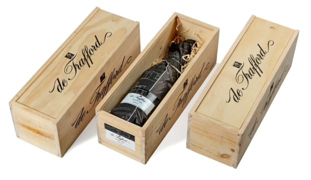 De Trafford; Syrah 393; 2014; 3 (1 x 3); 1500ml