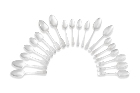 Seventeen Victorian silver 'Fiddle' pattern teaspoons, John & Henry Lias, London, 1842