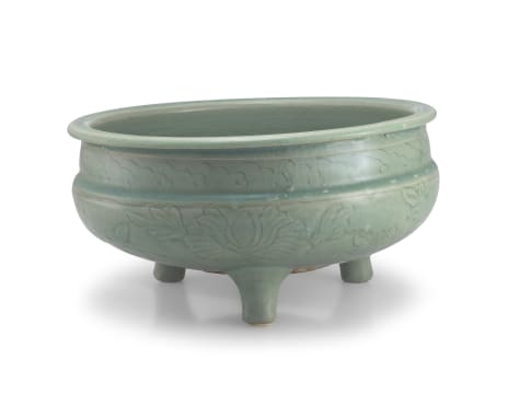 A Chinese Longquan celadon-glazed tripod censor, Ming Dynasty, 1368-1644