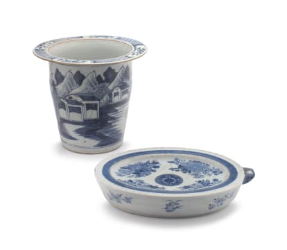 A Chinese blue and white warming dish, Qing Dynasty, Qianlong period, 1735-1796