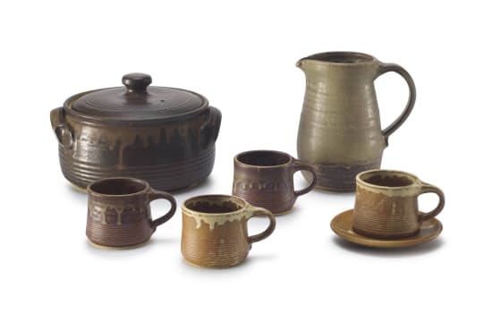 A North Yorkshire stoneware casserole dish and cover, Charlotte Hargreaves, 20th century