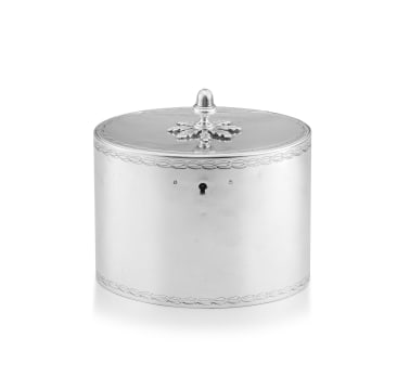 A George III silver tea caddy, William Vincent, London, 1775