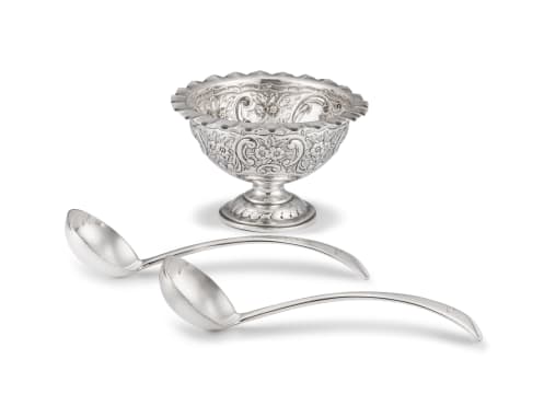 A pair of Edward VII silver 'Old English' pattern sauce ladles, Josiah Williams & Co, London, 1903