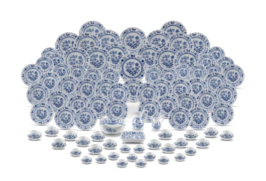 A Hutschenreuther 'Onion' pattern part dinner, tea and coffee service, 20th century