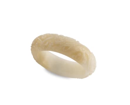 A Chinese jade bangle, 20th century