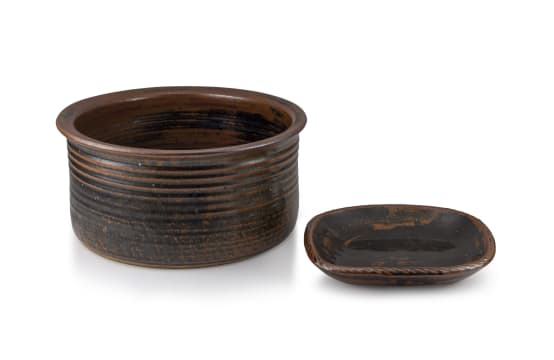 Hyme Rabinowitz; Rectangular stoneware dish and casserole, two