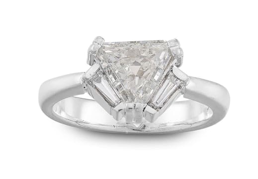 Three-stone diamond ring