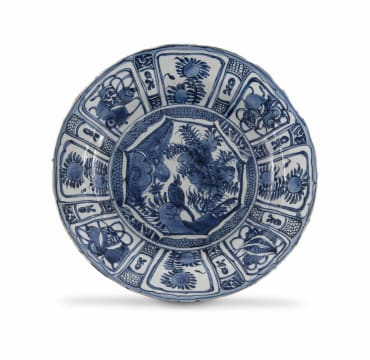 A Chinese blue and white 'Kraak' dish, Ming Dynasty, Wanli period, 1573-1620