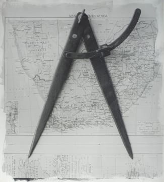 Stephen Inggs; Dividers