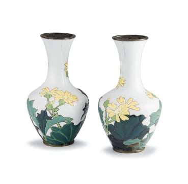 A pair of Japanese moriage vases, Meiji period, 1868-1912
