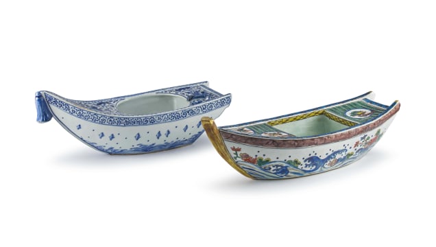 A Japanese Hirado ware porcelain boat, Meiji period, 1868-1912