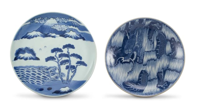 A Japanese blue and white dish, early 19th century