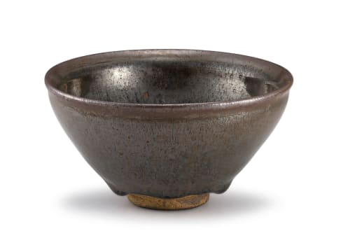 A Hare's fur brown and black-glazed stoneware bowl, mid 20th century