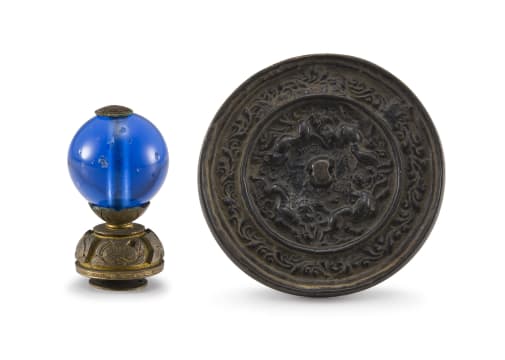 A Chinese bronze mirror