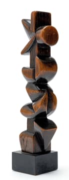 Hannes Harrs; Totem