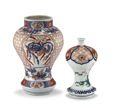 A Japanese Imari vase, Edo period, late 18th/early 19th century