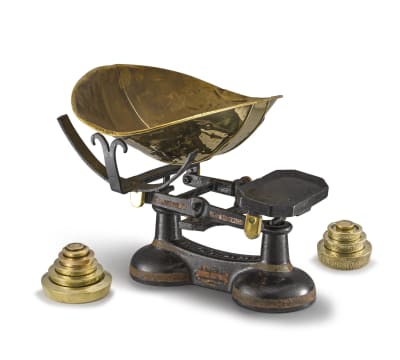 A J & J Siddons Ltd of West Bromwich brass and cast iron black painted scales