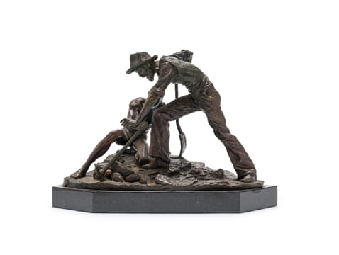 Tienie Pritchard; Miner