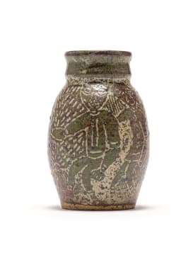 Lindunusa Mabaso; Vase