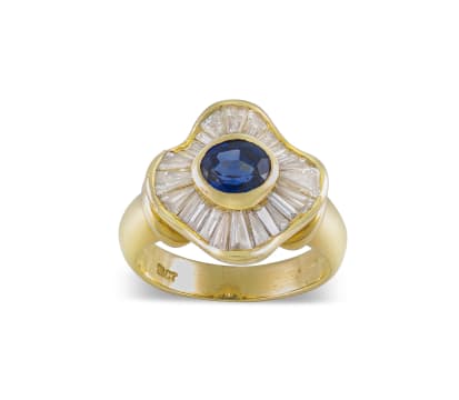 18k yellow gold, sapphire and diamond ring