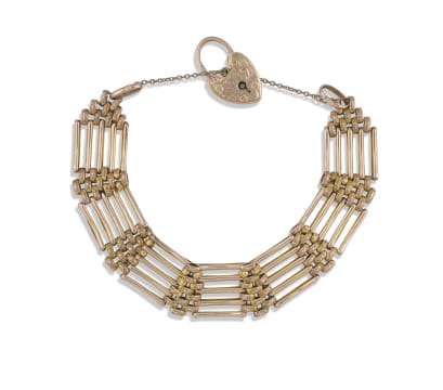 9k yellow gold Victorian multi-link gate bracelet