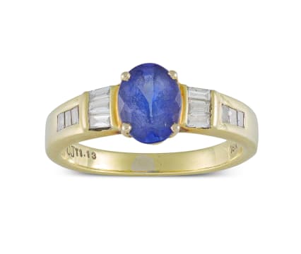 18k yellow gold, sapphire and diamond ring