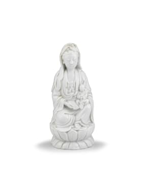 A Chinese 'blanc de chine' figure of Guanyin, Qing Dynasty, 18th century