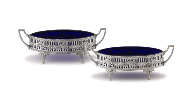 A pair of Austro-Hungarian silver dishes, Vienna, 1806