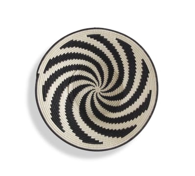 Alice Ndwandwa, Tintsaba; A Tintsaba coiled sisal basket, 2023