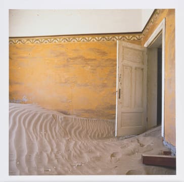 Helga Kohl; Family Accomodation IV
