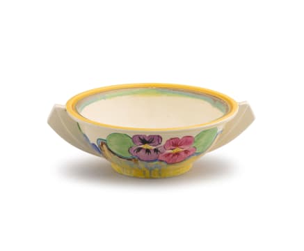 Clarice Cliff; Bizarre bowl with 'Delecia Pansies Bonjour' pattern