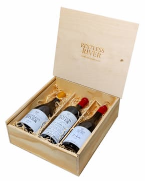 Restless River; Older Vintage Collector’s Pack; 2013, 2014, 2017; 3 (1 x 3); 750ml