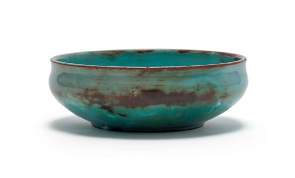 Linn Ware/Ceramic Studio; Low-footed bowl