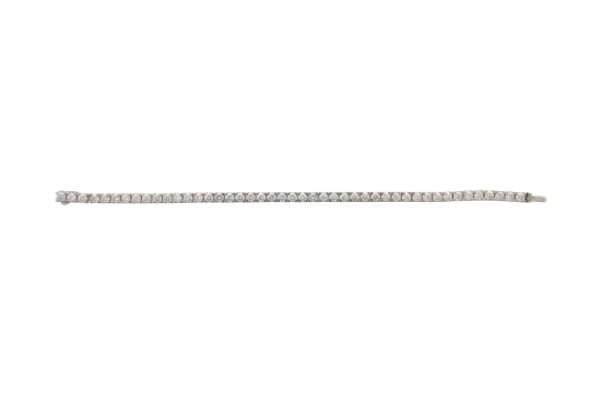 Diamond tennis bracelet