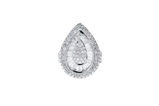 Diamond cocktail ring