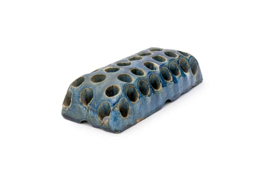 Linn Ware/Ceramic Studio; Rectangular flower frog