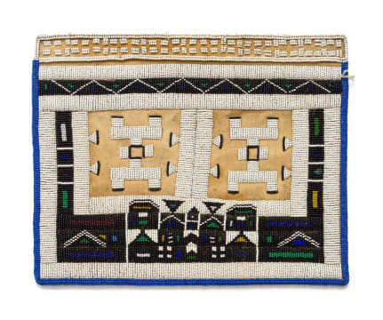 Unrecorded Ndebele artist; Phephetu