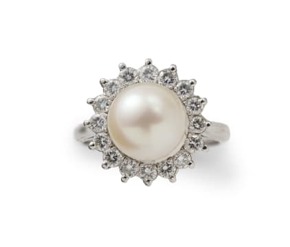 Pearl and diamond cluster ring