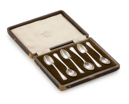 A set of six electroplate teaspoons, Walker & Hall, 20th century