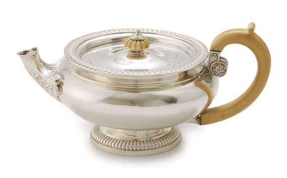 A George III silver teapot, Paul Storr, London, 1810