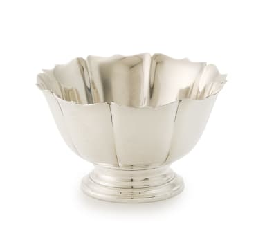 An Irish sterling silver bowl