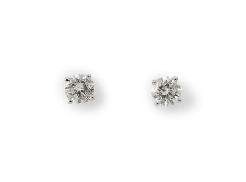 Diamond studs