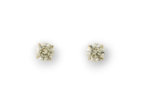 Diamond studs