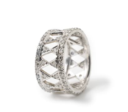 Jagged diamond stack rings