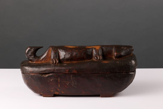 Lizard box with lid, West Africa