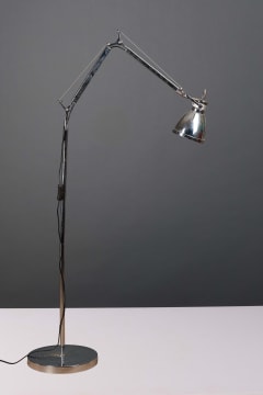 Aluminum floor lamp