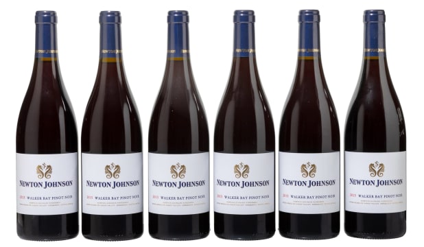 Newton Johnson; Walker Bay Pinot Noir; 2015; 6 (1 x 6); 750ml